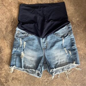 S.O.N.G Maternity Shorts Light Wash Distressed Blue Full Panel size Small